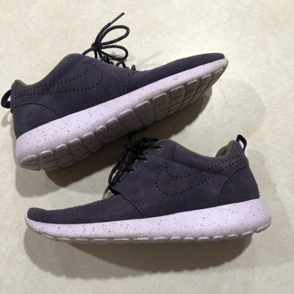 Nike Roshe Run Suede Sneakers Dynasty Purple 8